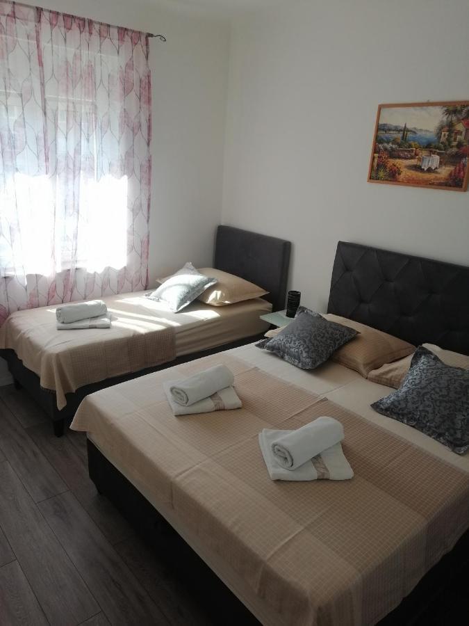 Apartment All 4 You Split Exterior foto